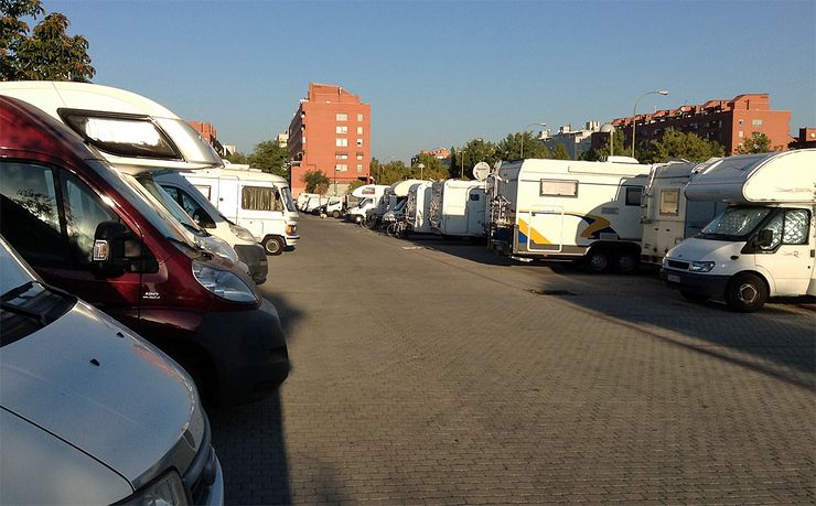 Parking Valdebernardo in Madrid