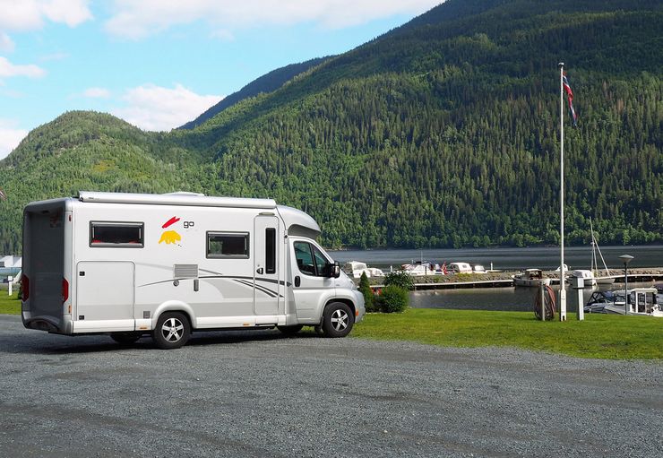 Motorhome parking at the marina Dalen in Tokke – promobil