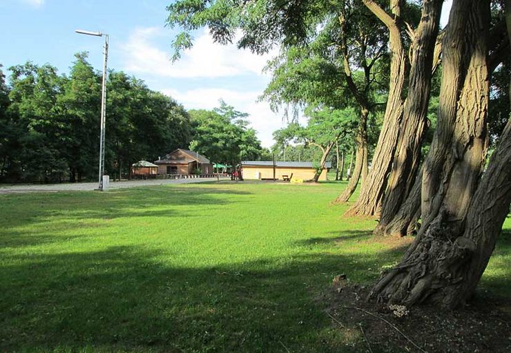 Motorhome site Ströher Lokschuppen in Wagenfeld – promobil