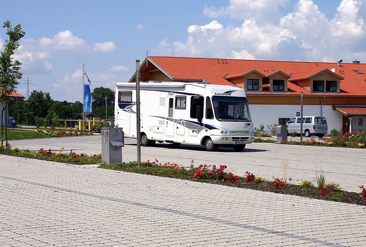 Wohnmobilhafen am Vital-Camping in Bayerbach