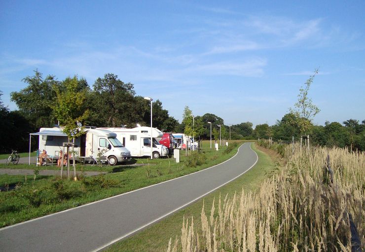 Wohnmobilstellplatz am Dreiweiberner See in Lohsa  promobil