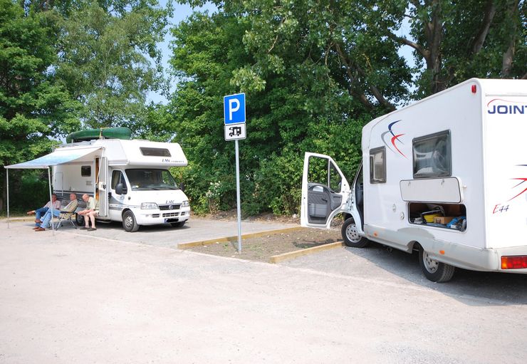 Motorhome site Laatzener Leinemash (free) in Laatzen – promobil