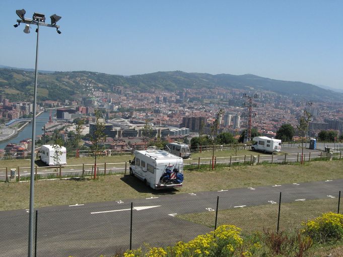 Autocaravaning Kobetamendi in Bilbao