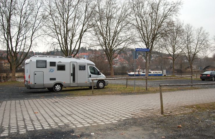 Großparkplatz am Main in Ochsenfurt