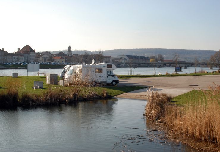 Aire Camping Car Rouen Port De Plaisance