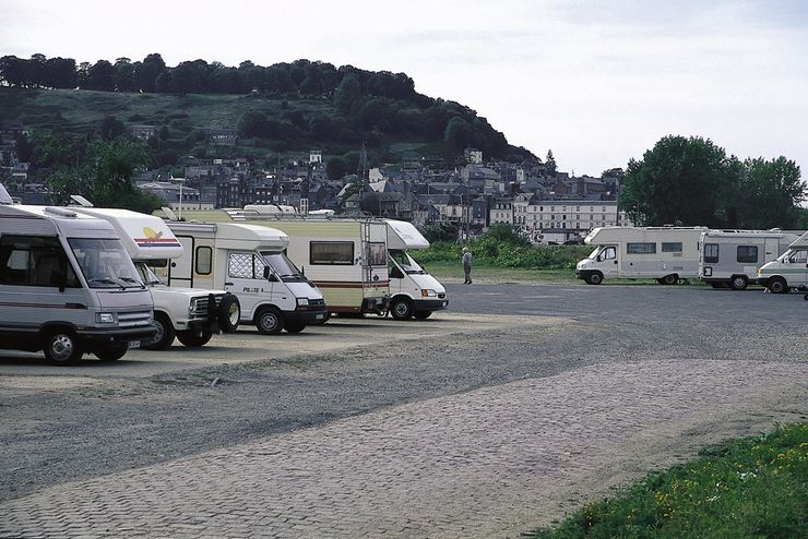 Stellplatz am Bassin Carnot in Aire de Camping Car de Honfleur