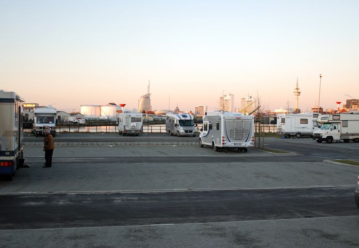 Motorhome parking Fischkai in Bremerhaven – promobil