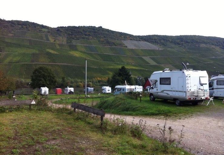 Wohnmobilstellplatz am Weingut Studert-Prüm in Bernkastel-Kues – PROMOBIL