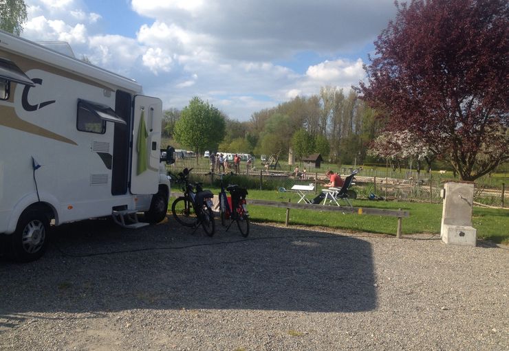 Motorhome parking at the Ferienhof Kramer in Oberteuringen – promobil