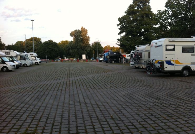 Wohnmobilstellplatz HermannBrillPlatz in Weimar promobil Wohnmobilstellplatz HermannBrillPlatz in Weimar promobil