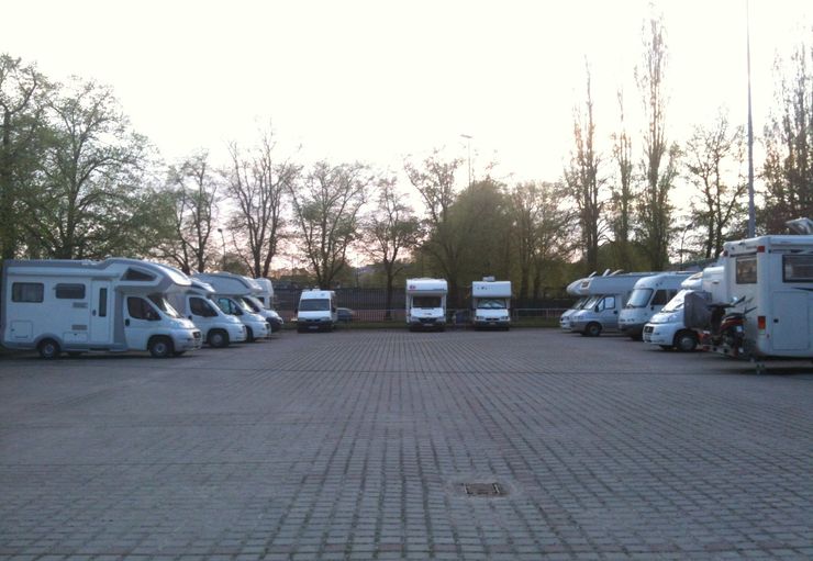 Wohnmobilstellplatz HermannBrillPlatz in Weimar Caravaning Wohnmobilstellplatz HermannBrillPlatz in Weimar Caravaning