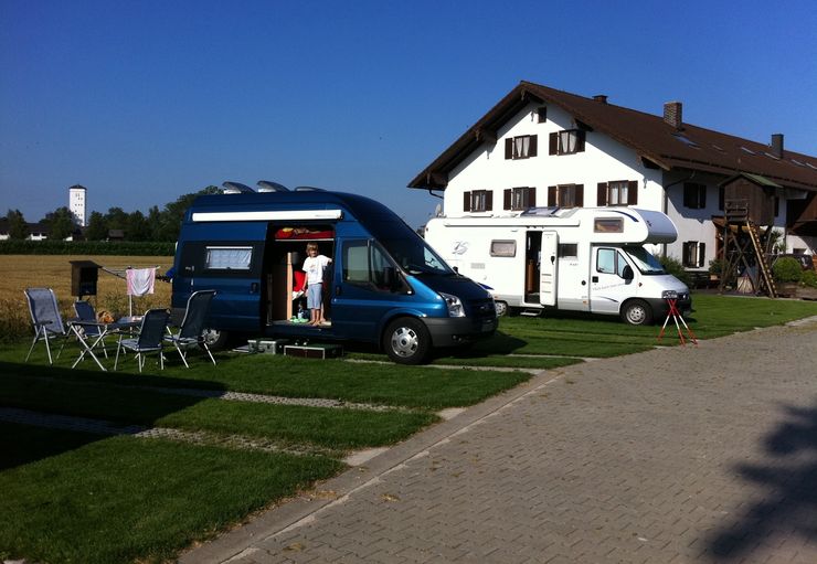 Wohnmobilstellplatz am Dulipphof in Taufkirchen/München promobil