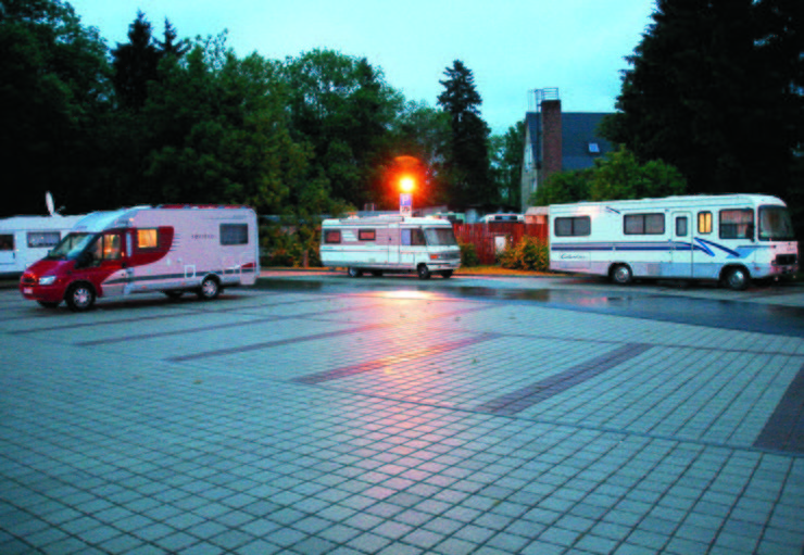 RV parking space at the parking P 2 (free) in Bad Berka – promobil