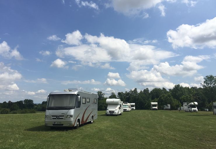 Stellplatz am Erlebnispark Tripsdrill in Cleebronn PROMOBIL