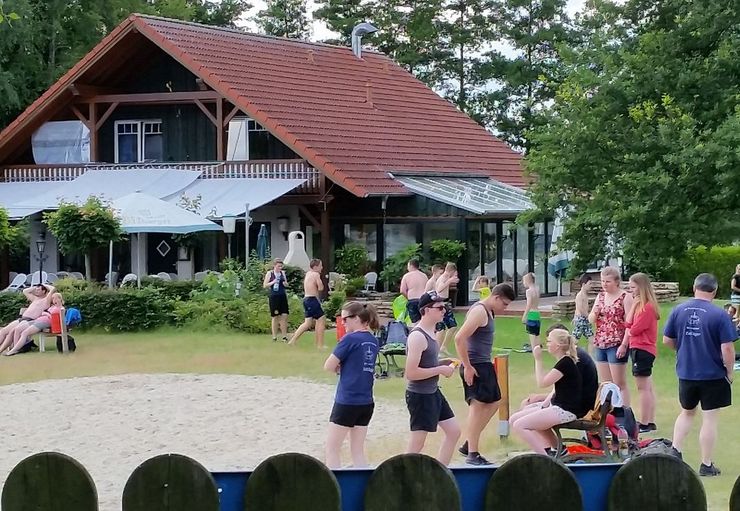 Stellplatz am Camping Blauer See PROMOBIL