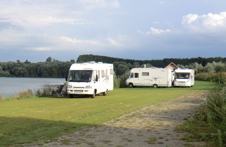 Stellplatz am See-Camping Günztal in Breitenthal