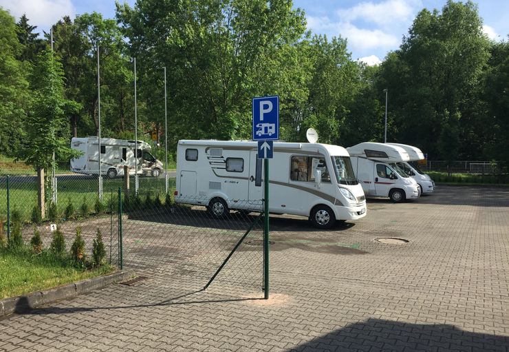 Wohnmobilstellplatz Schlossblick In Schleusingen Promobil