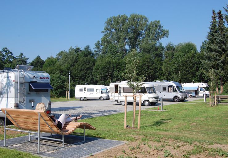 RV park at the Erlenstadion in Alsfeld – promobil