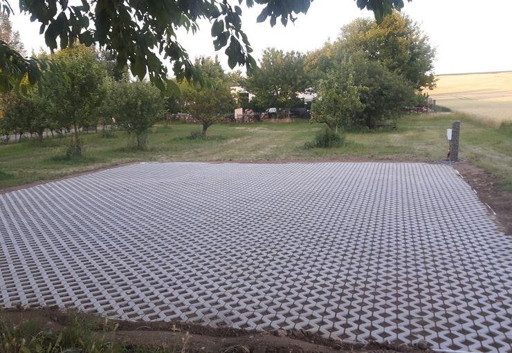 Motorhome parking at the Schott estate in Stadecken-Elsheim – promobil