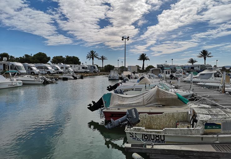 Aire CampingCar Base fluvial Paul Riquet in PalavaslesFlots promobil Aire CampingCar Base fluvial Paul Riquet in PalavaslesFlots promobil