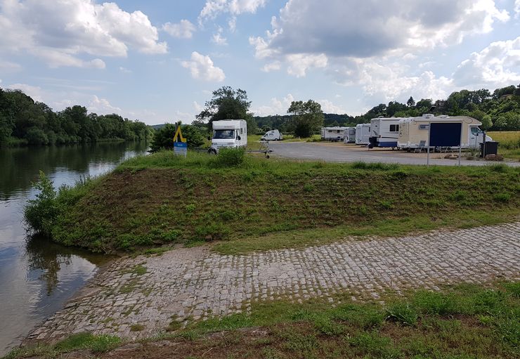 Schnster Stellplatz Am Main
