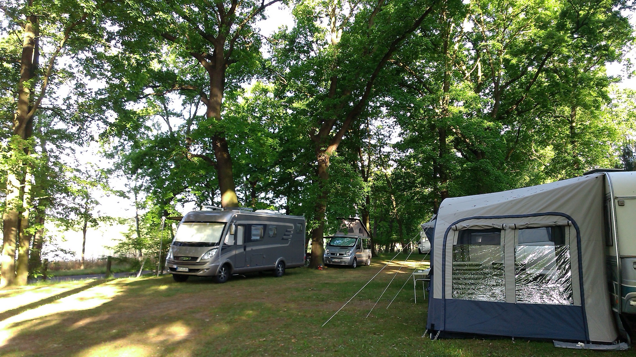 Wohnmobilstellplatz am Camping Lausiger Teich in Bad Schmiedeberg