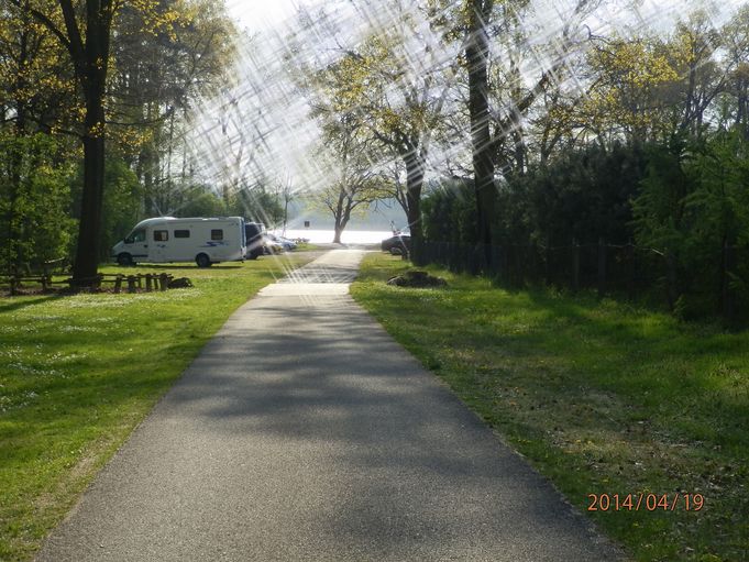 Wohnmobilstellplatz am Camping Lausiger Teich in Bad Schmiedeberg