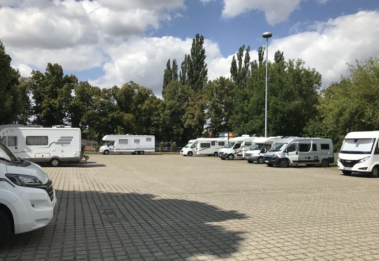 Wohnmobilstellplatz HermannBrillPlatz in Weimar promobil Wohnmobilstellplatz HermannBrillPlatz in Weimar promobil