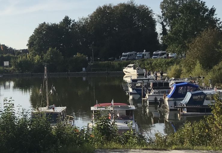 wohnmobilstellplatz am yachthafen uelzen