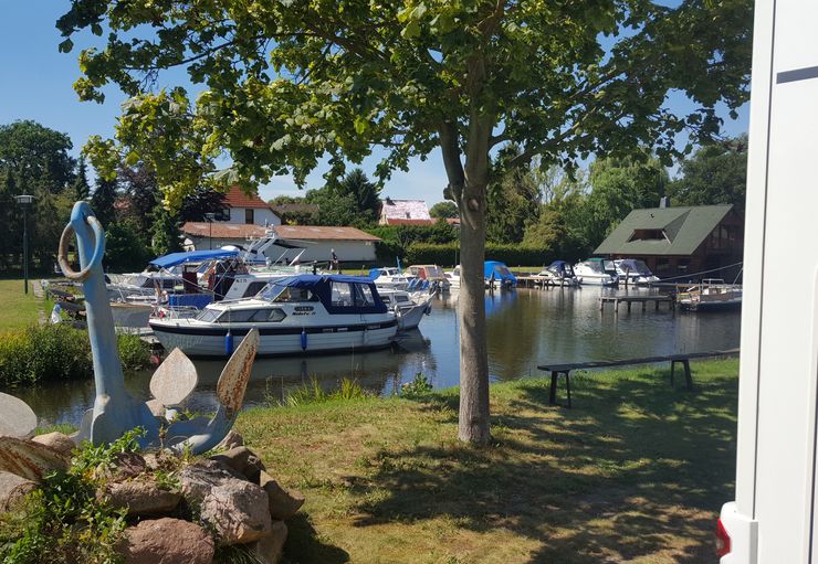 40+ Am Teich 4 Eldena, At mapy.com you can book accommodations for