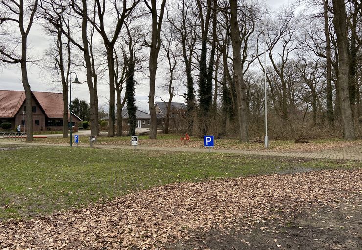 Motorhome parking at the shooter's place (free) in Vrees – promobil