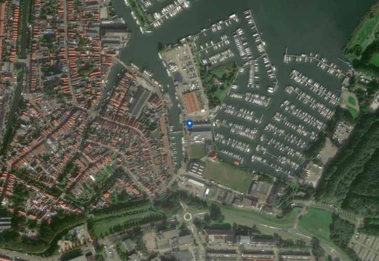 Motorhome parking at the brewery Waterland (free) in Monnickendam – promobil - Photo 2