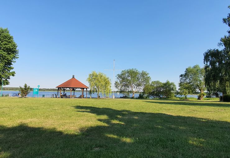 Motorhome pitch water soup in Seeblick – promobil