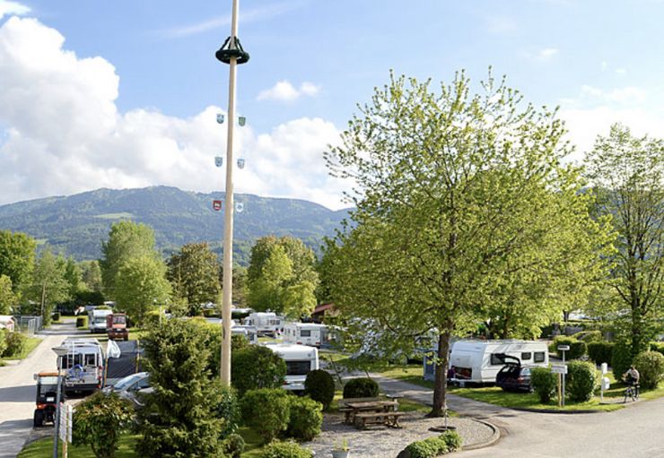 Kaiser Camping Outdoor Resort (kostenlos) in Bad Feilnbach – Caravaning