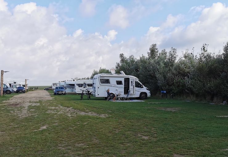 Wohnmobilstellplatz Am Campingplatz SPO In Sankt Peter-Ording – Promobil