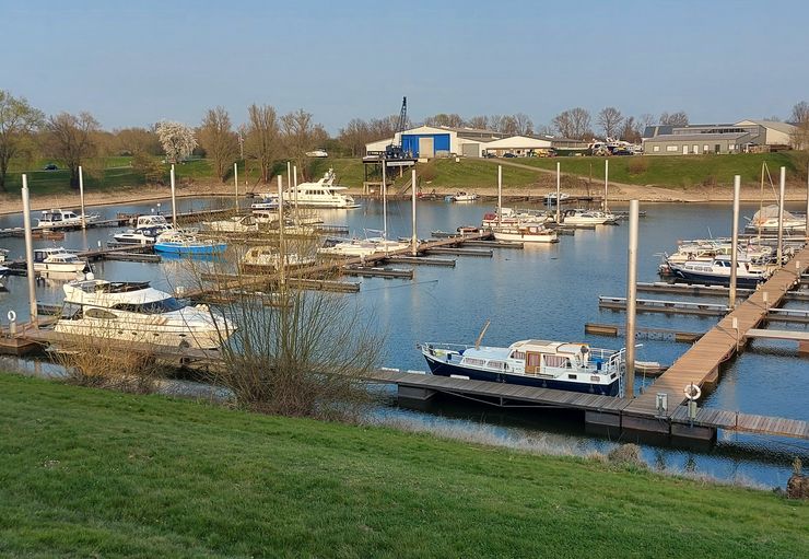 wohnmobilstellplatz yachthafen emmerich emmerich am rhein