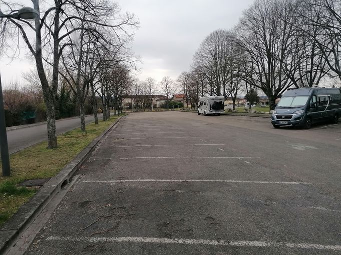 Parking Bourg-en-Bresse in Bourg-en-Bresse