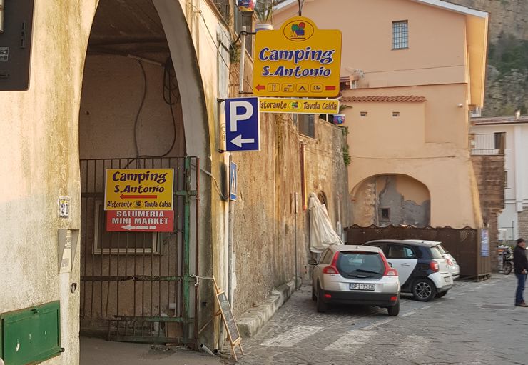 Camping Sant'Antonio in Vico Equense Caravaning
