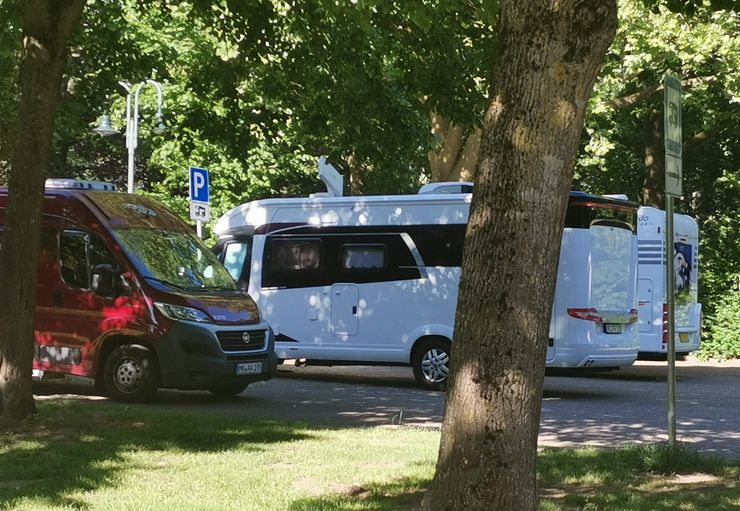 Motorhome parking Mansion Pröbsting (free) in Borken – promobil