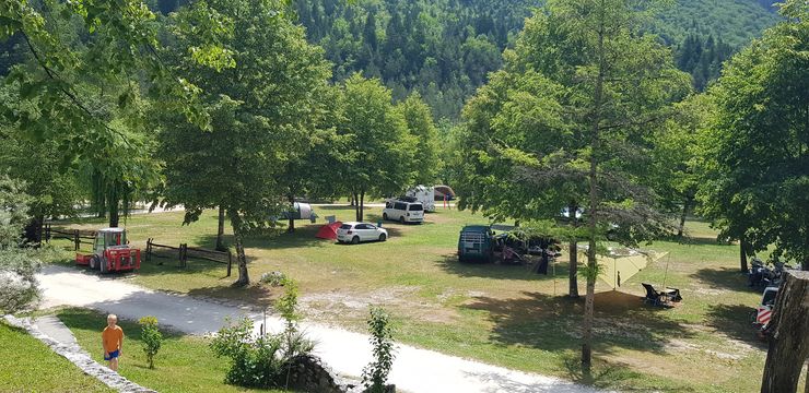 Kamp Soča Boštjan in Soča – Caravaning