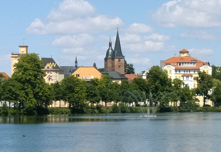 Wohnmobilstellplatz am Großen Teich in Altenburg promobil