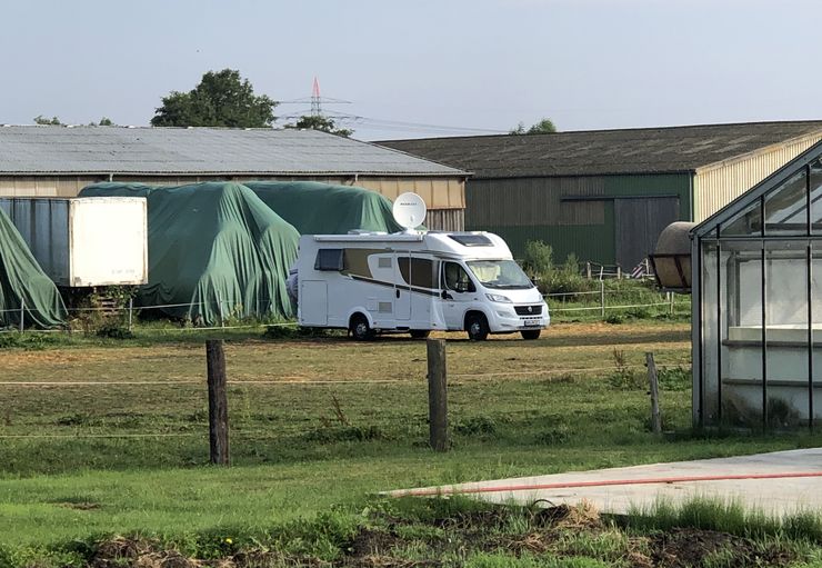 Motorhome moorfleeter dike (free) in Allermöhe – promobil