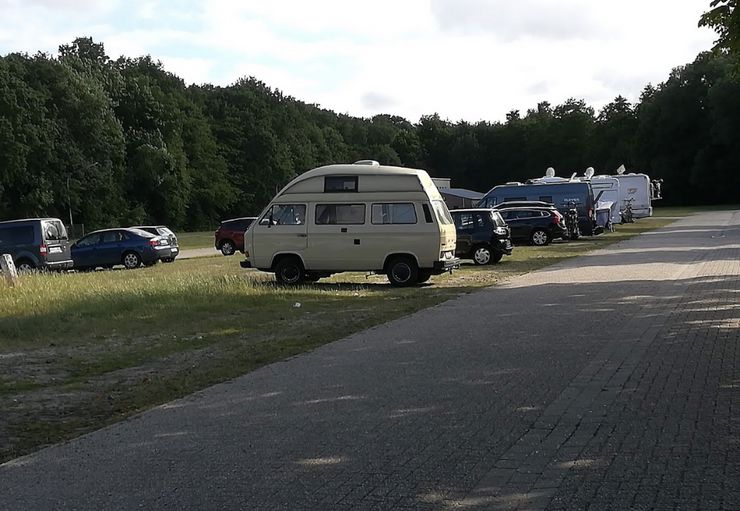 Motorhome parking on the market place (free of charge) in Papenburg – promobil