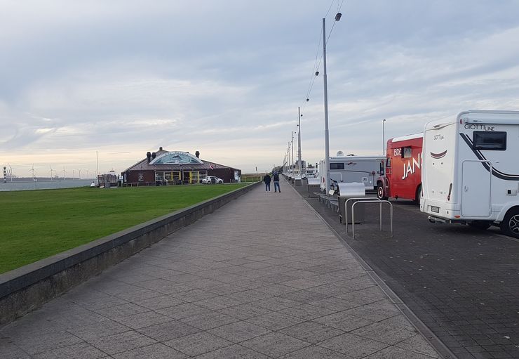 Camperlocatie Emmaboulevard (kostenlos) in Hoek van Holland promobil Camperlocatie Emmaboulevard (kostenlos) in Hoek van Holland promobil