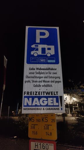 Wohnmobilstellplatz An Der Freizeitwelt Nagel (kostenlos) In Ansbach ...