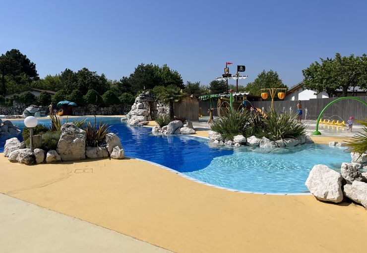 Camping Tahiti in Comacchio – promobil