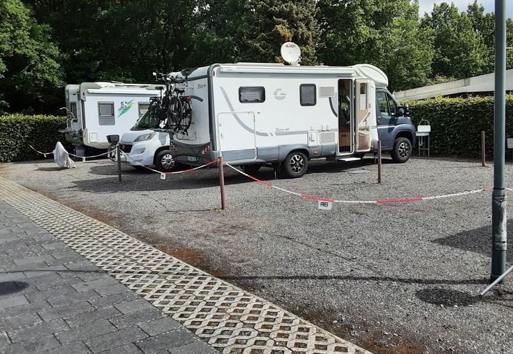 Motorhome parking at the waterfall in Lingen (Ems) – promobil