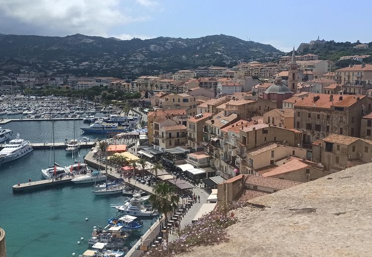 Camping Paduella in Calvi – promobil