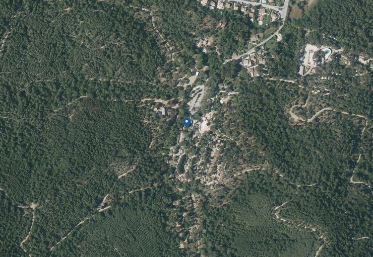 Camping Huttopia Forêt de Janas (free) in La Seyne-sur-Mer – promobil - Photo 2