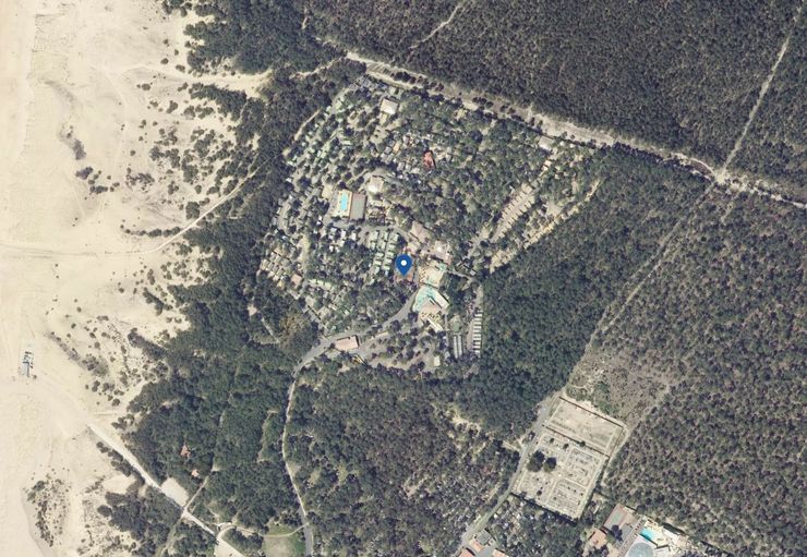 Camping Les Grands Pins (free) in Lacanau – promobil - Photo 2